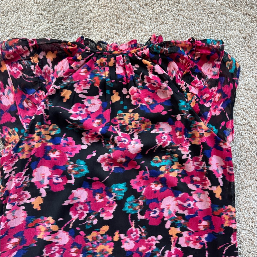 Women’s Floral Ruffle Neck Blouse Vneck top dressy size small - Picture 10 of 11